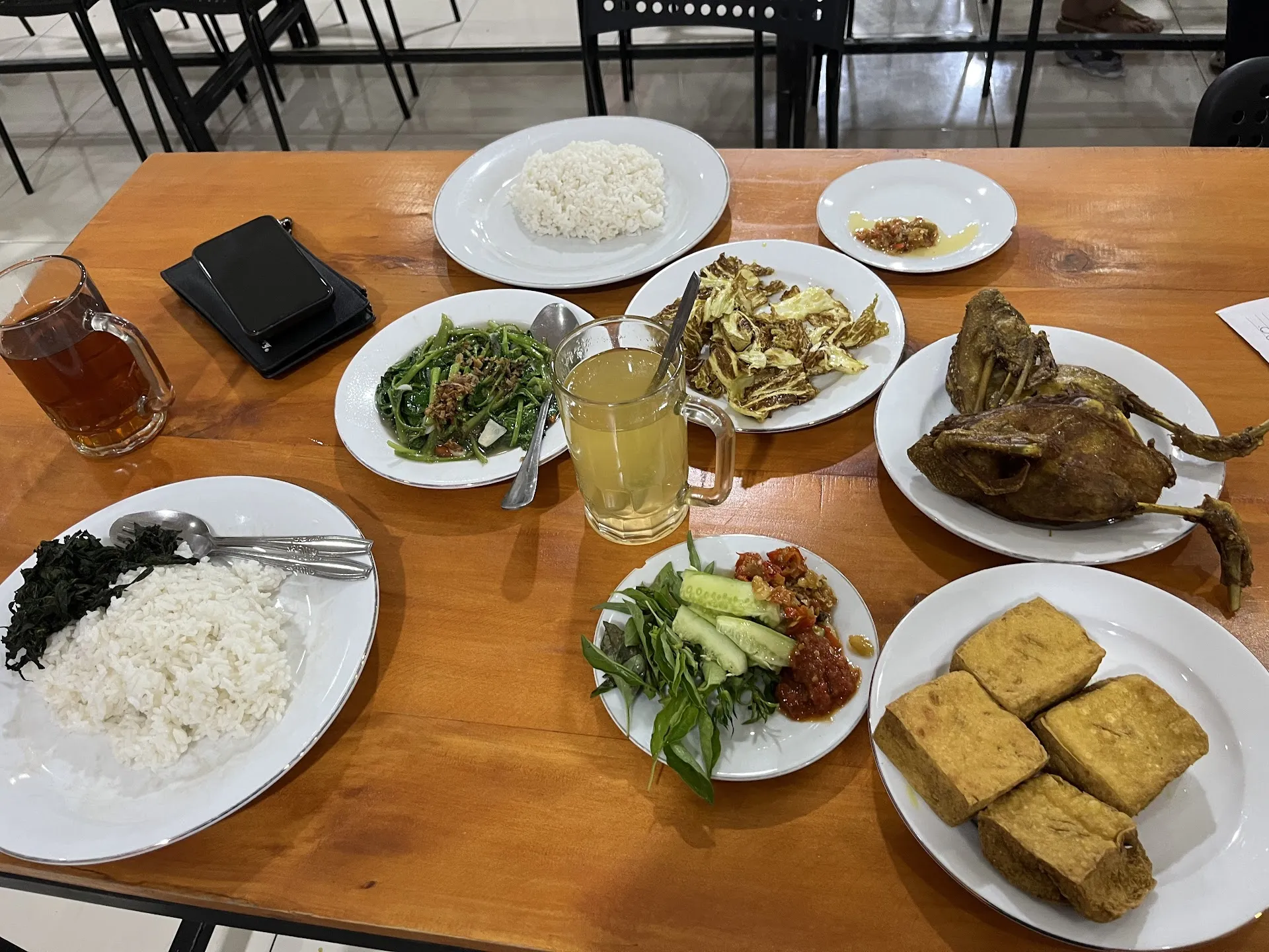 Bebek & Ayam Kampung MAS BUDI