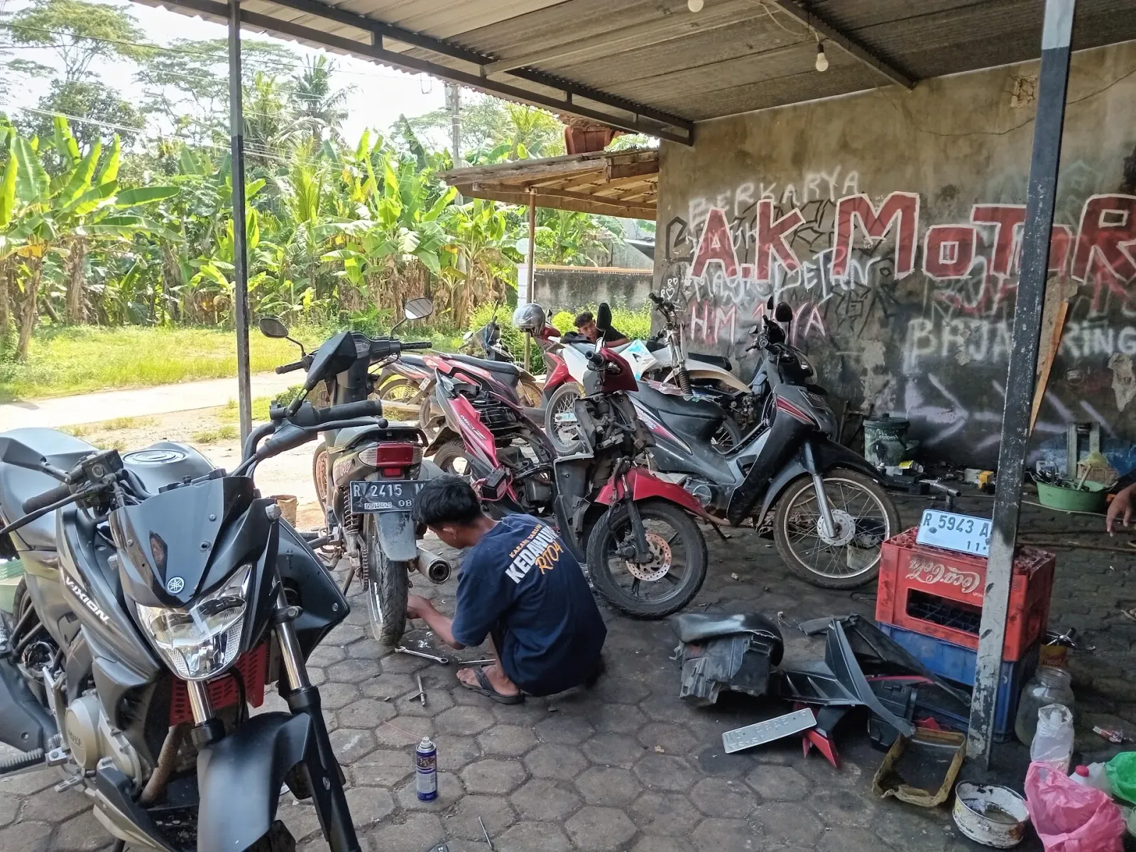 Bengkel ABAH KOWI ' LARIS MANIS'