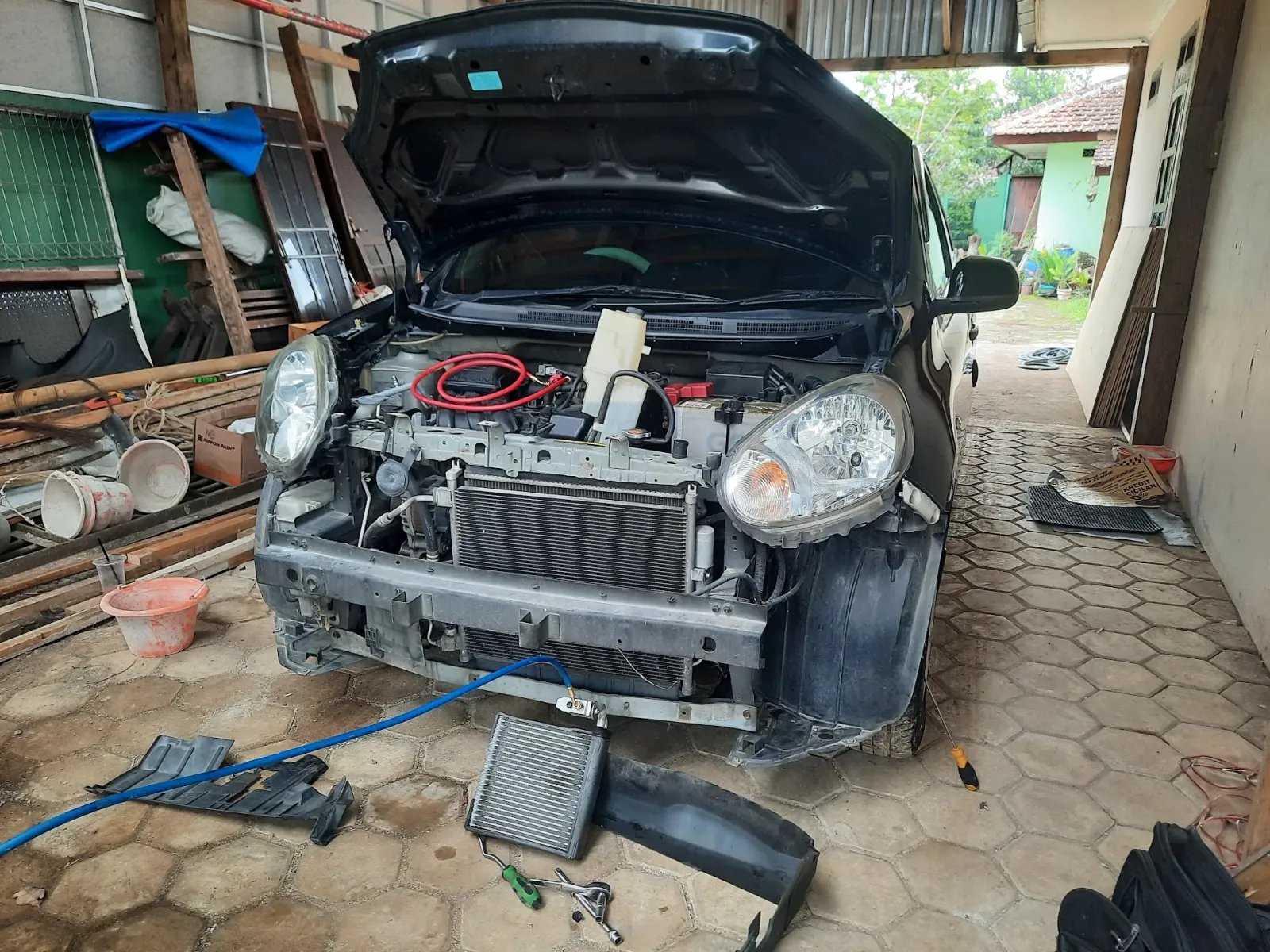BENGKEL AC MOBIL (GARAGE SERVIS AC MOBIL)
