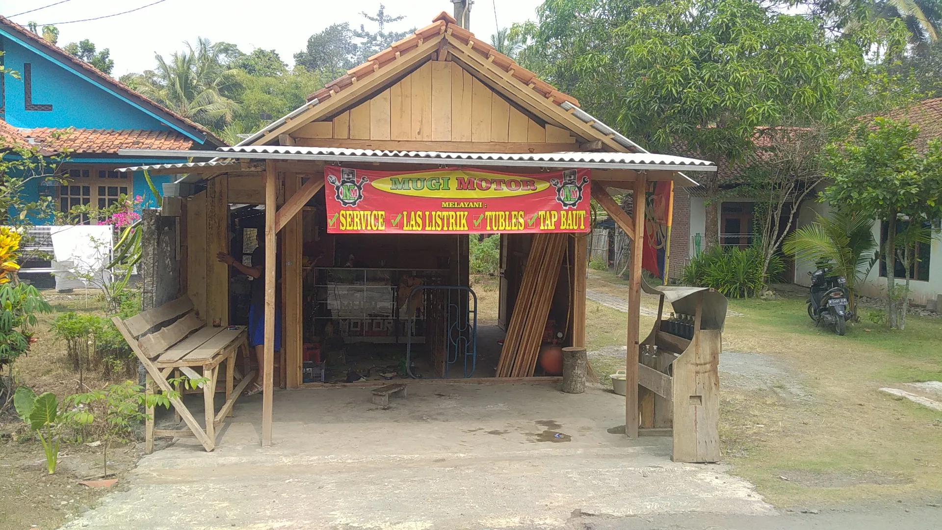 Bengkel Juli