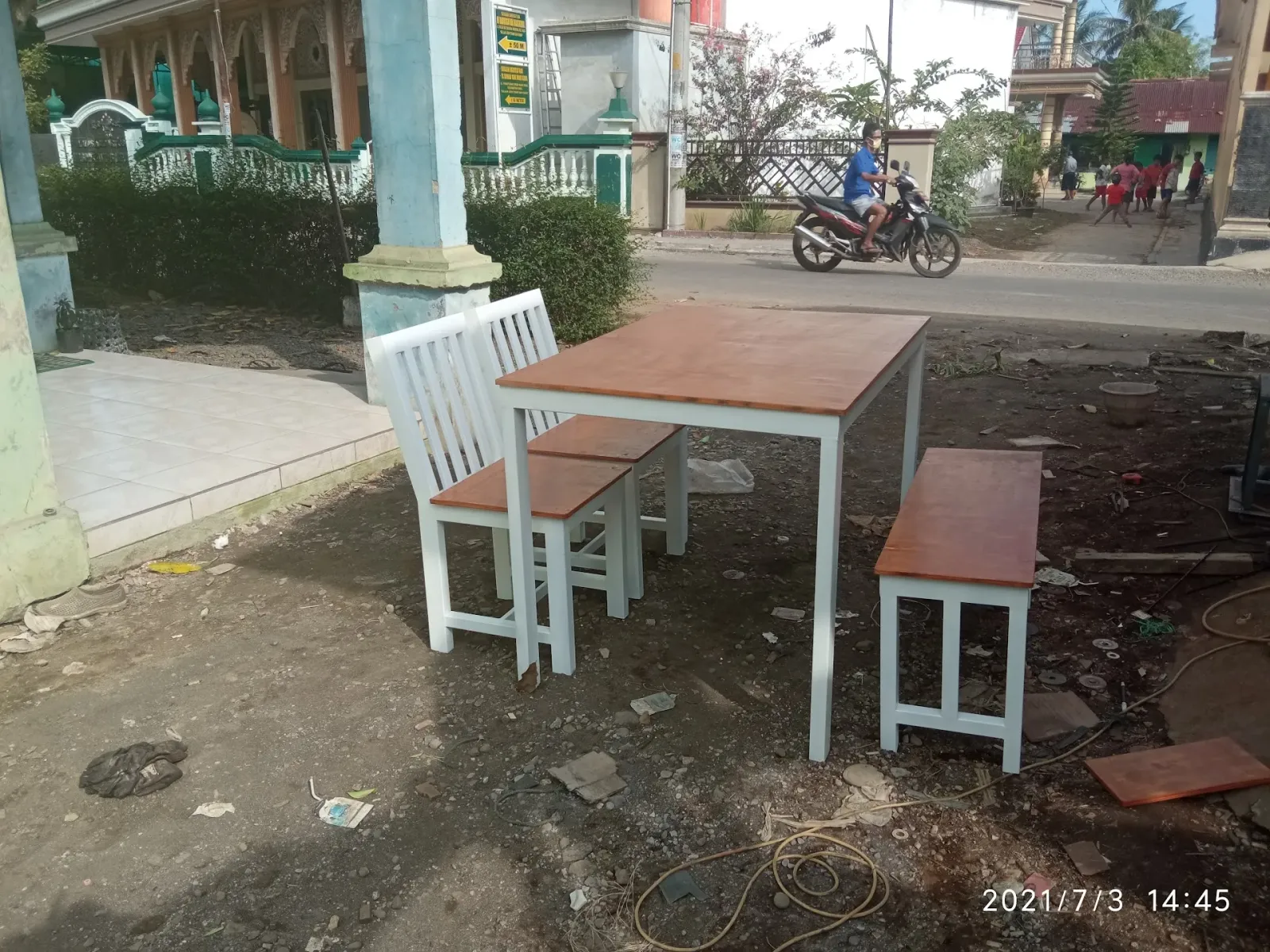 Bengkel Las & Alumunium Dadi Barokah