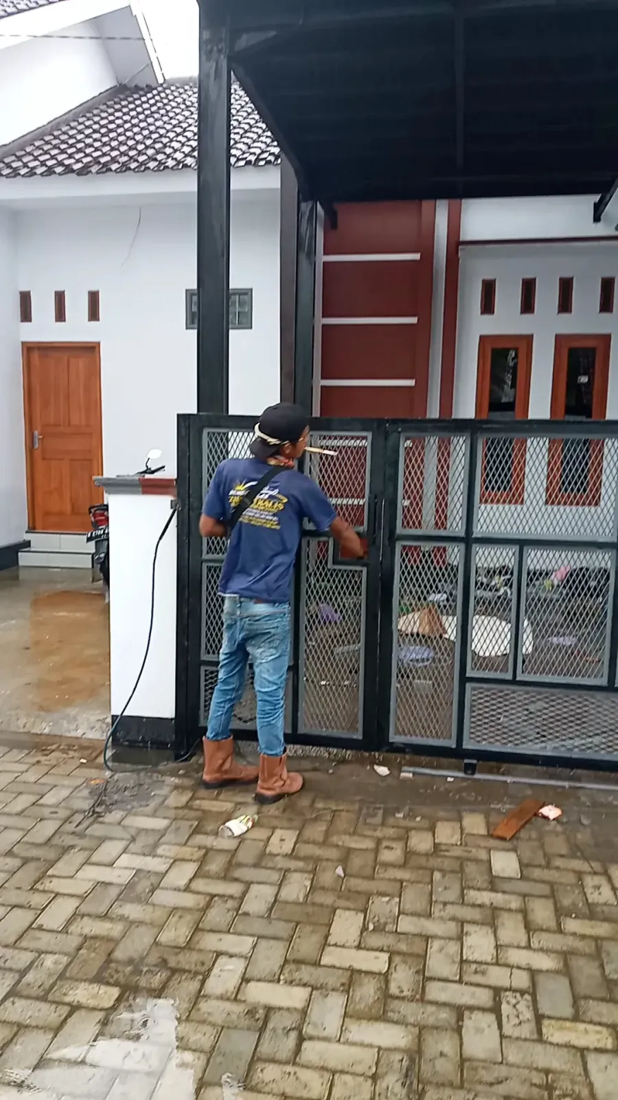 Bengkel Las Azka Tralis