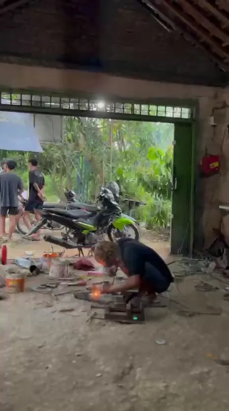 BENGKEL LAS BERKAH SENI