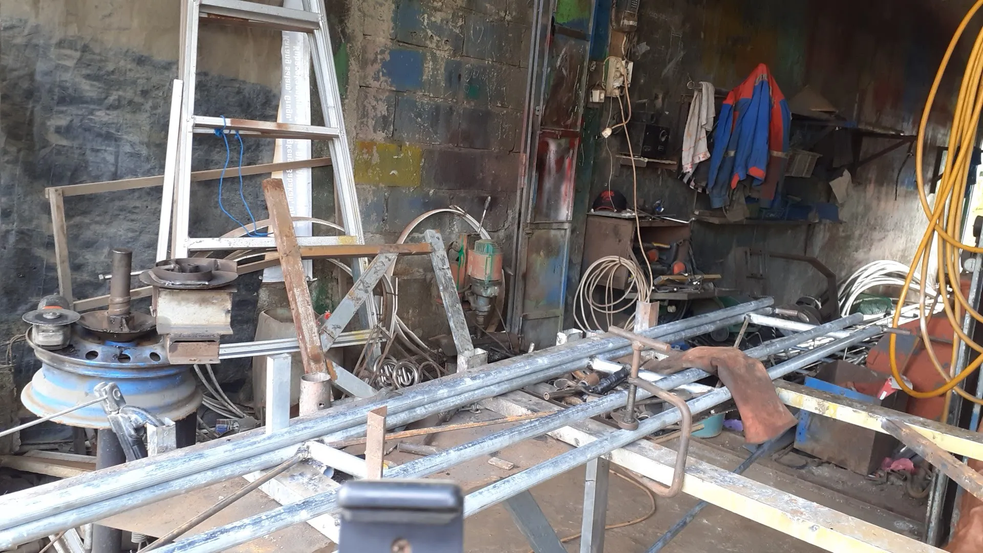 bengkel las tralis kanopi dll