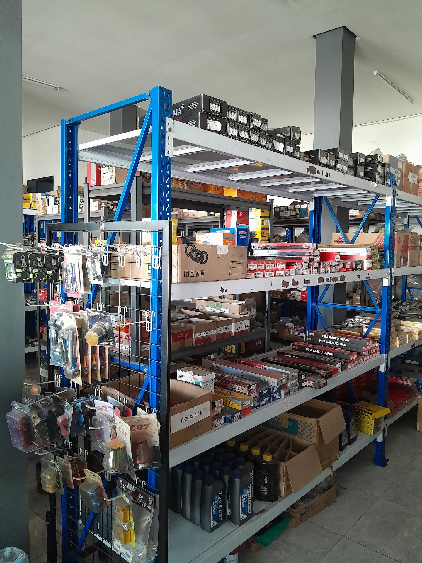 Lisa Motor Workshop Maos