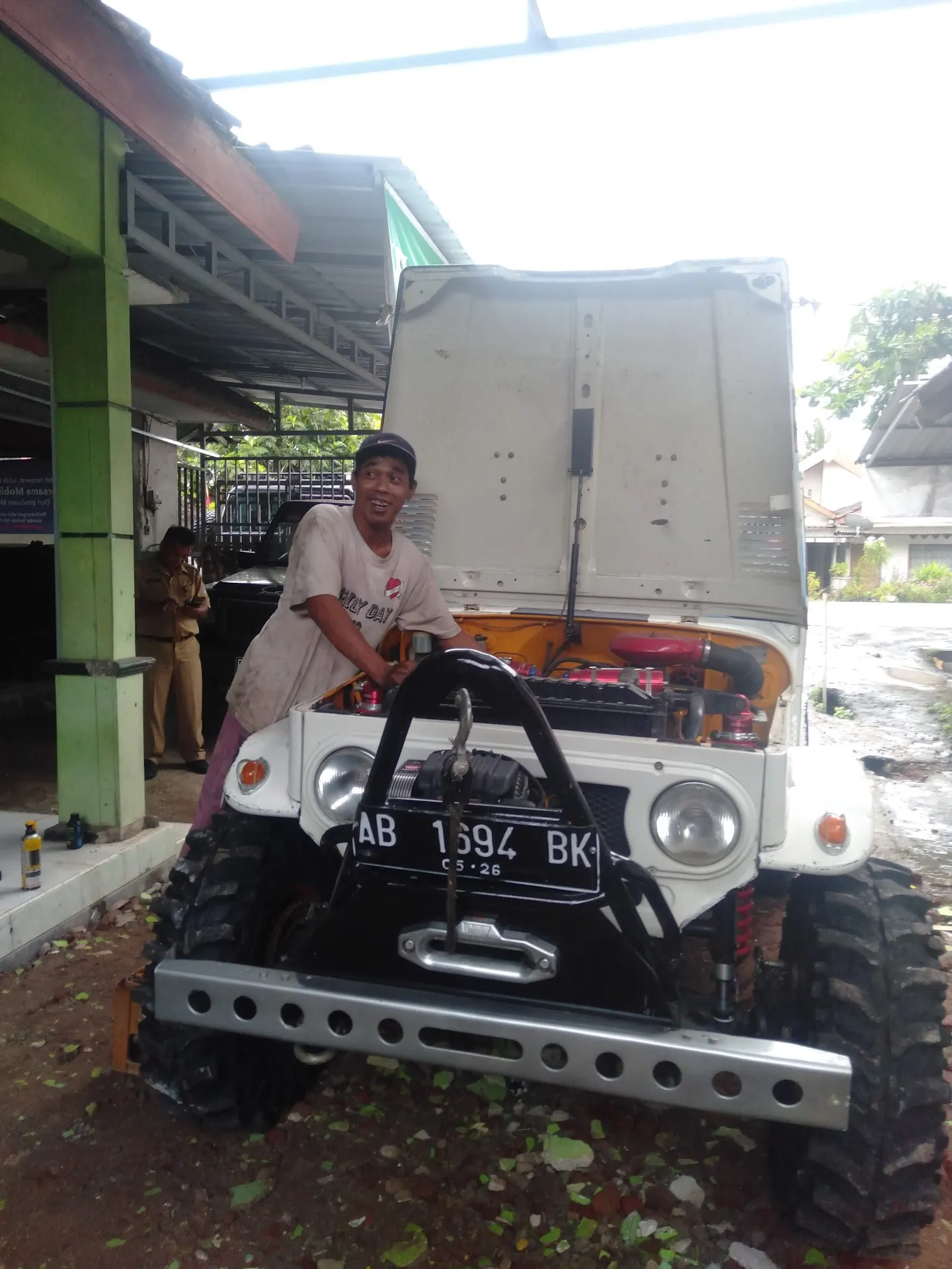 Bengkel mobil edi jaya