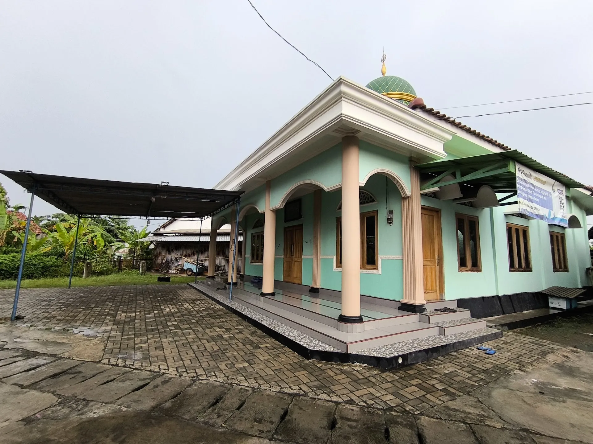 Pak Anto's Car Workshop