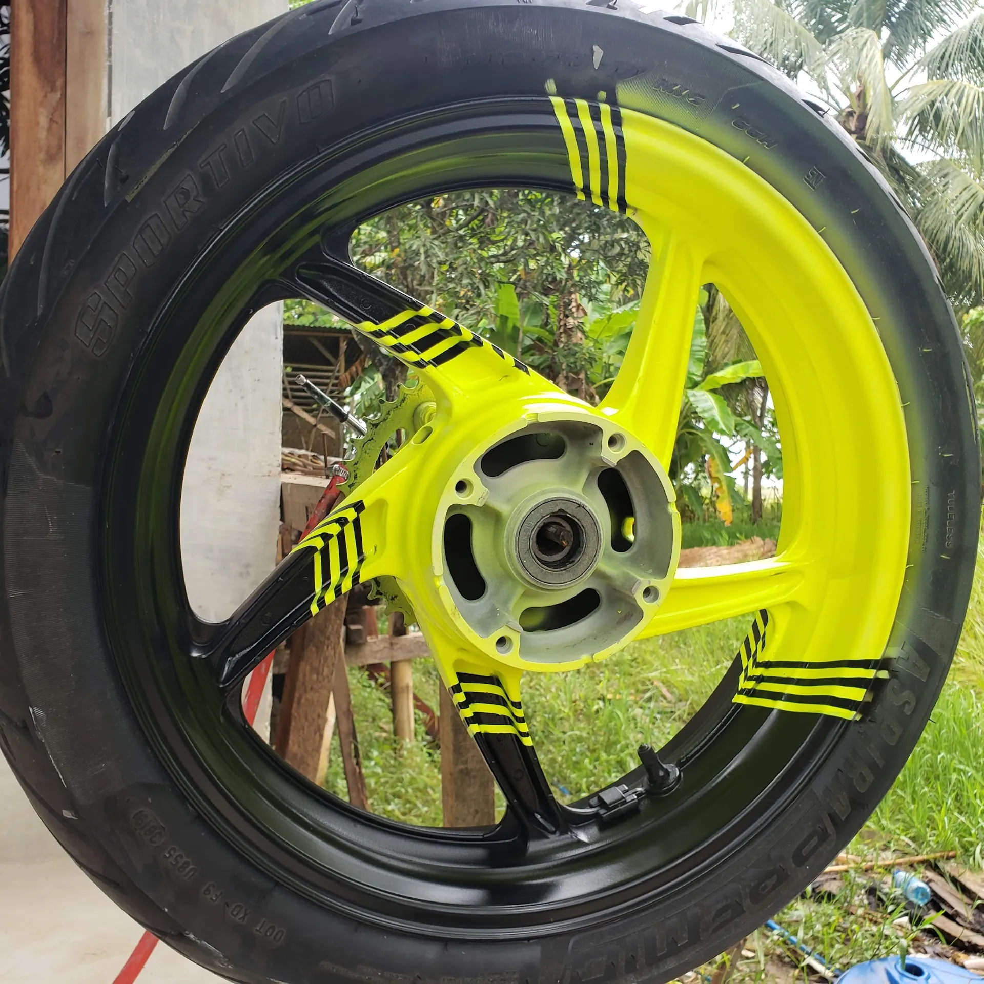 Bengkel motor injeksi Han's jaya motor service and Repaint body