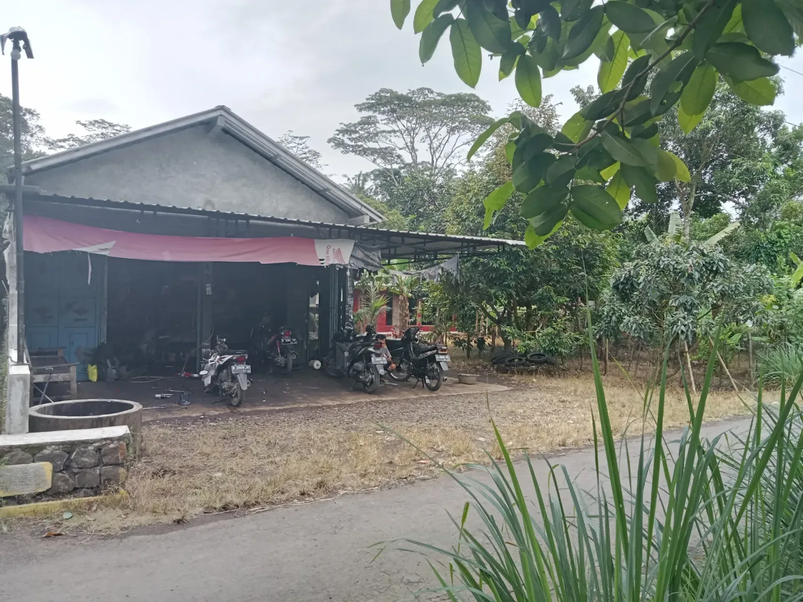 Bengkel motor mas ratim