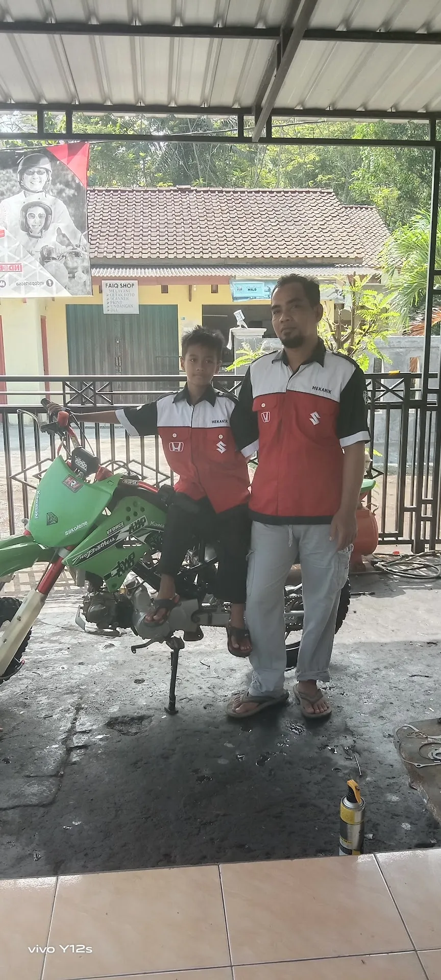 BENGKEL SUTRIS