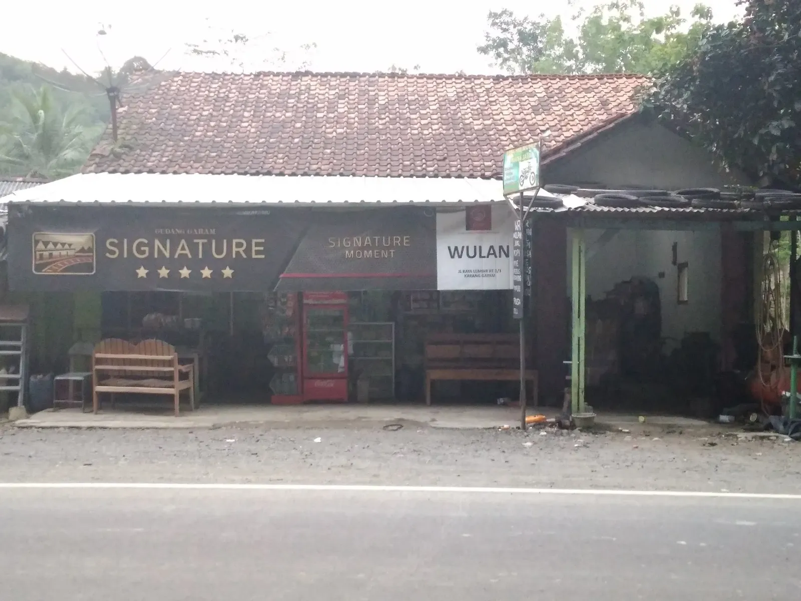 Bengkel Teguh & Warung Wulan