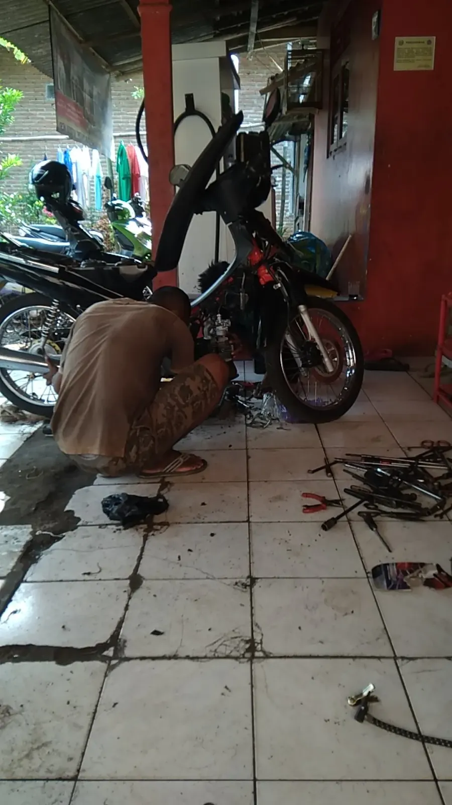 Bengkel Waryo