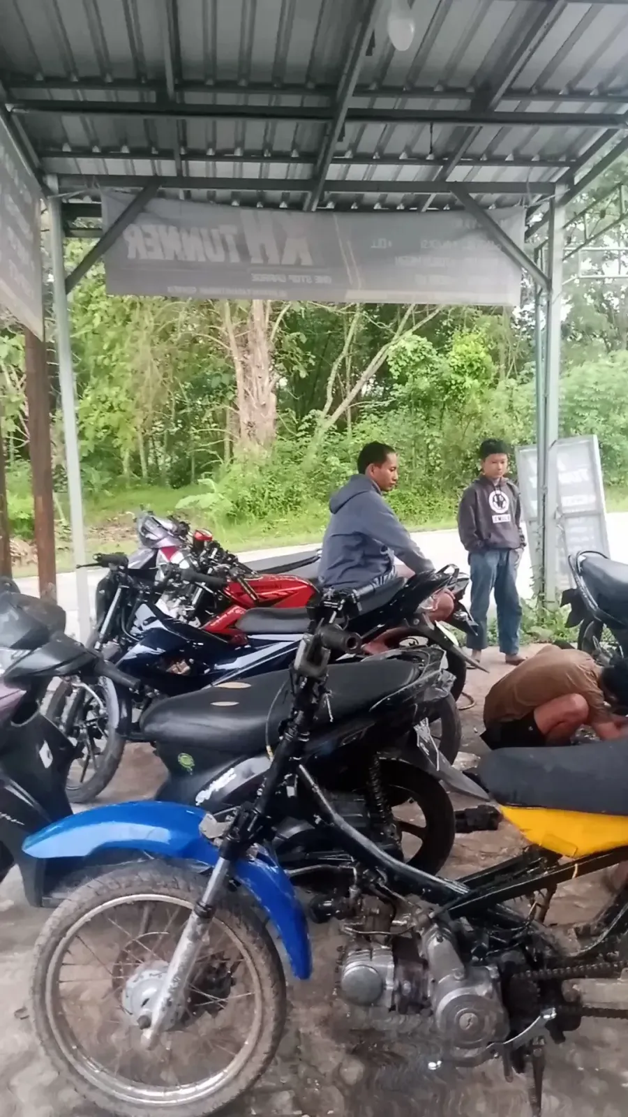 Bengkelna si Olik