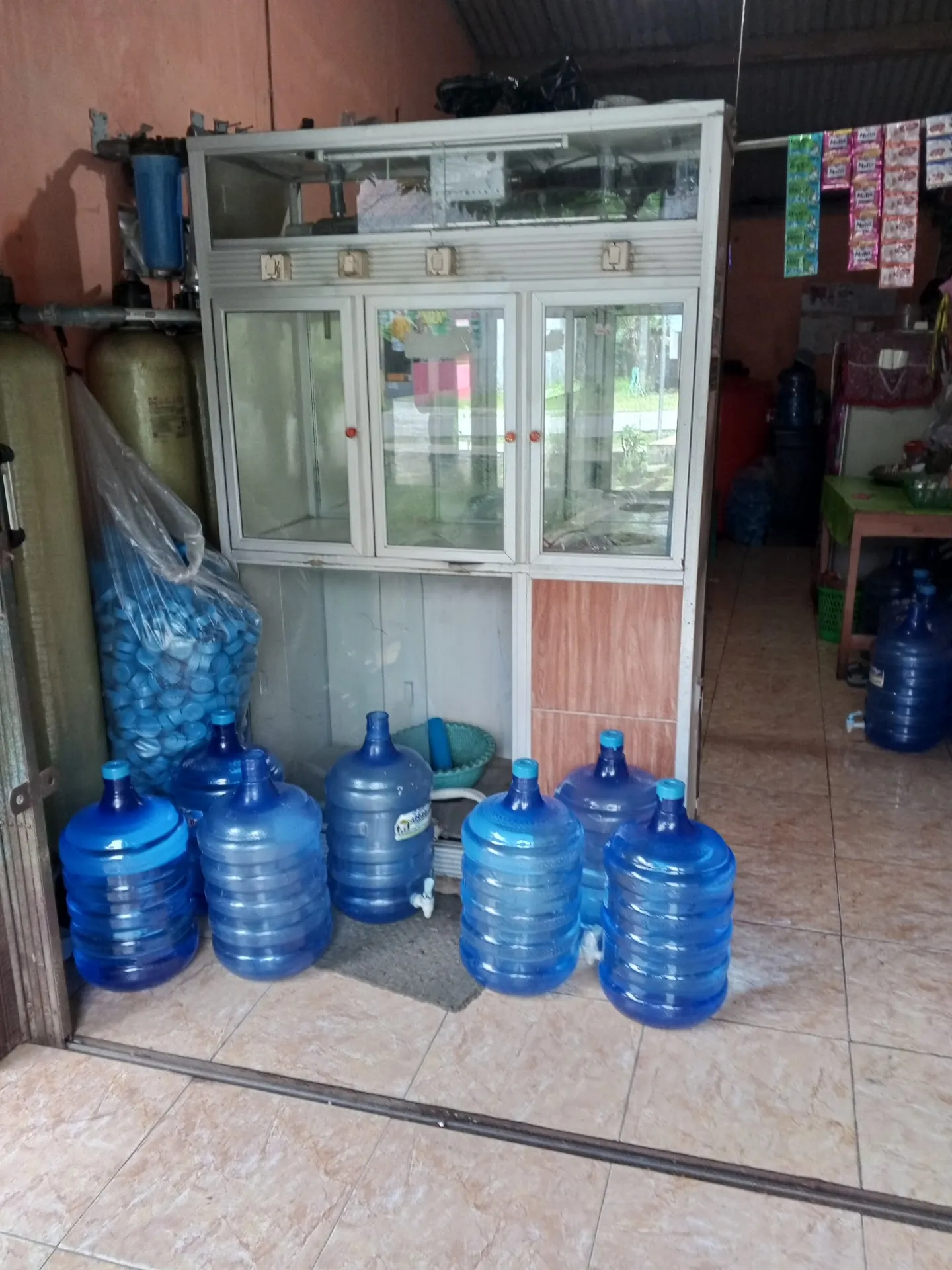 Berkah RO ( Depot Air Minum Isi Ulang Galon ) Kuripan