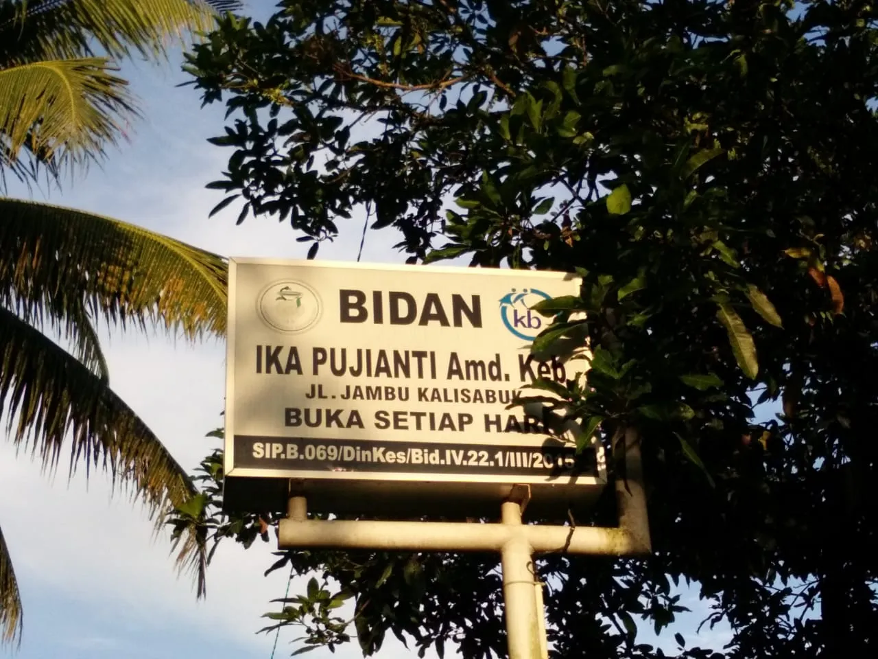 Bidan Puji Astuti, Amd. Keb.