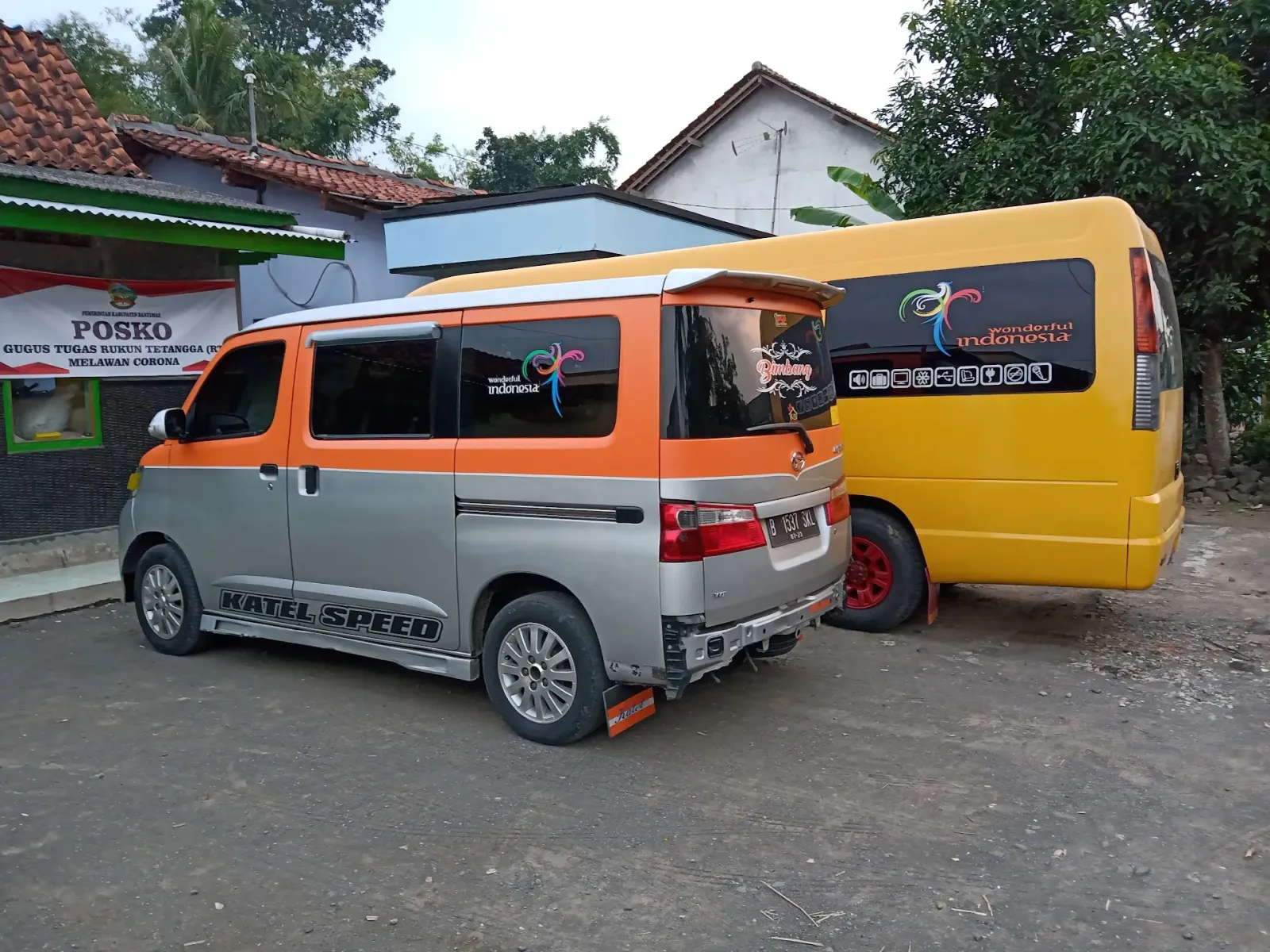 Bombom Cars Tour & Travel