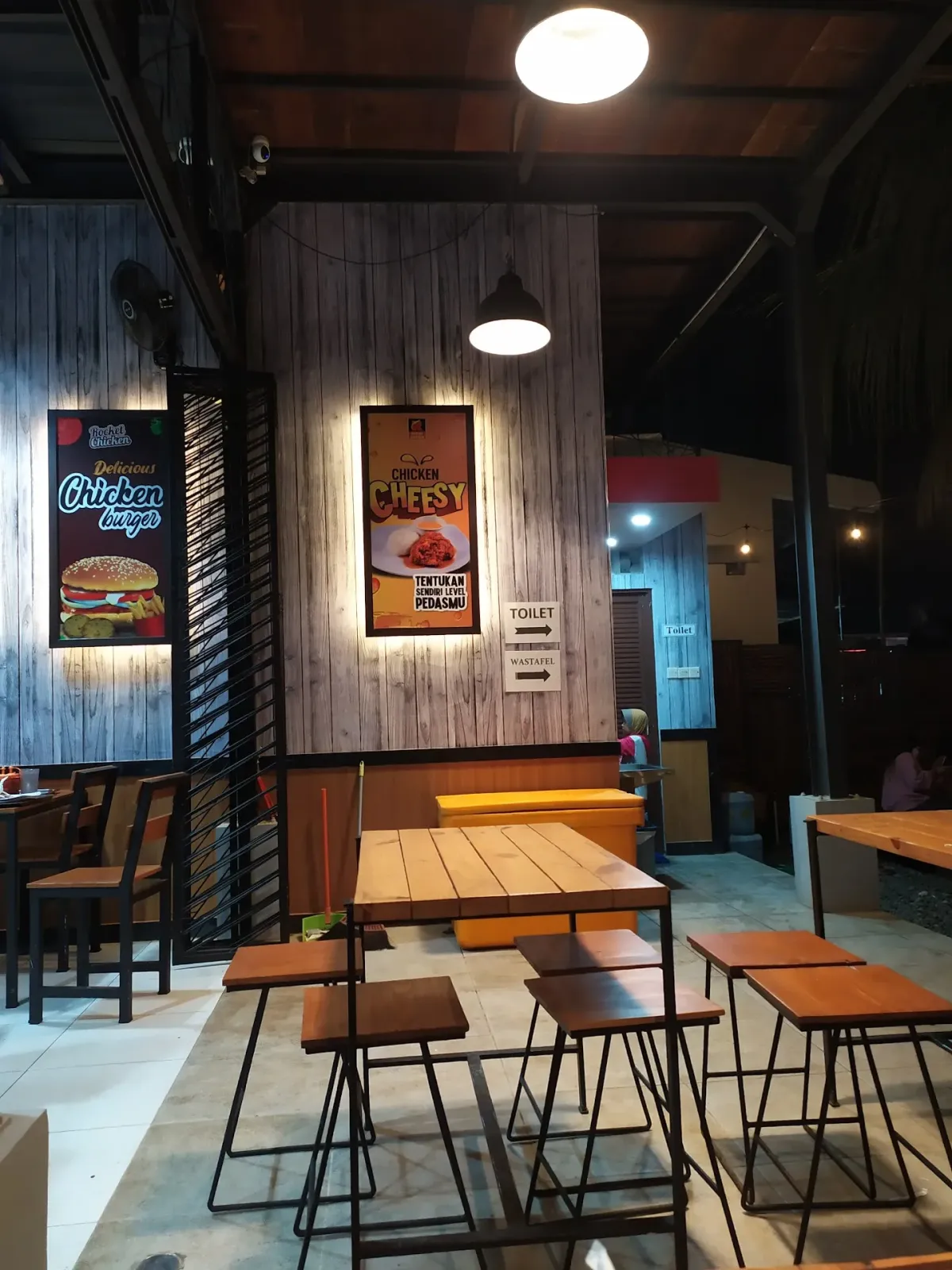 Burger Bangor Lebeng Cilacap