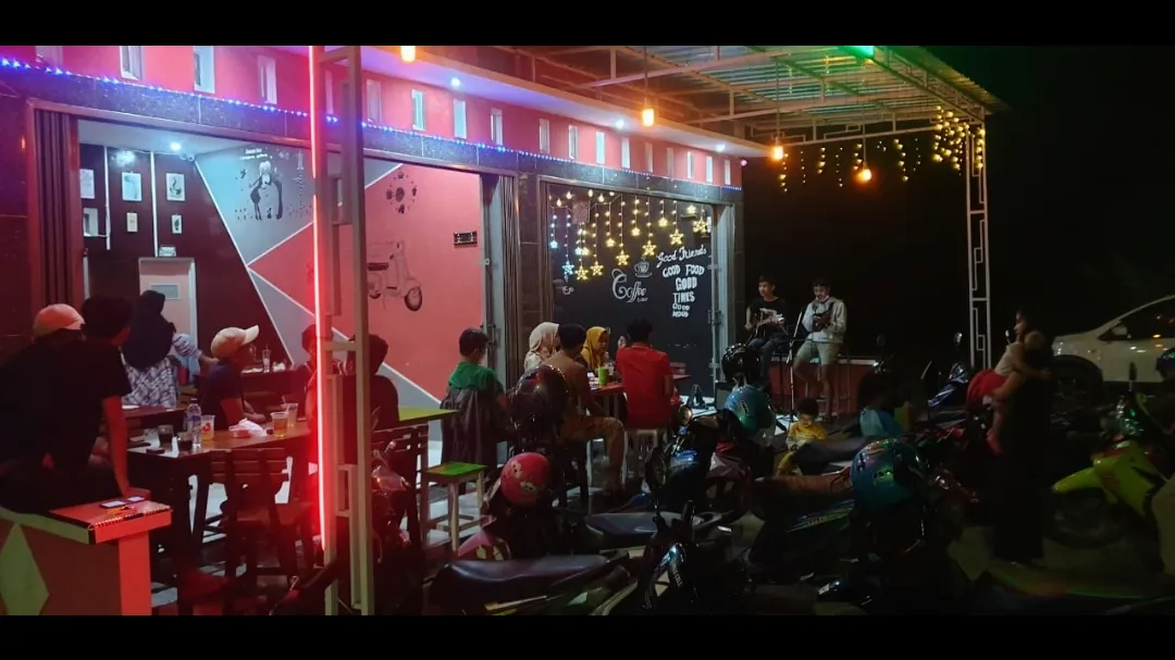 Cafe LIBRA