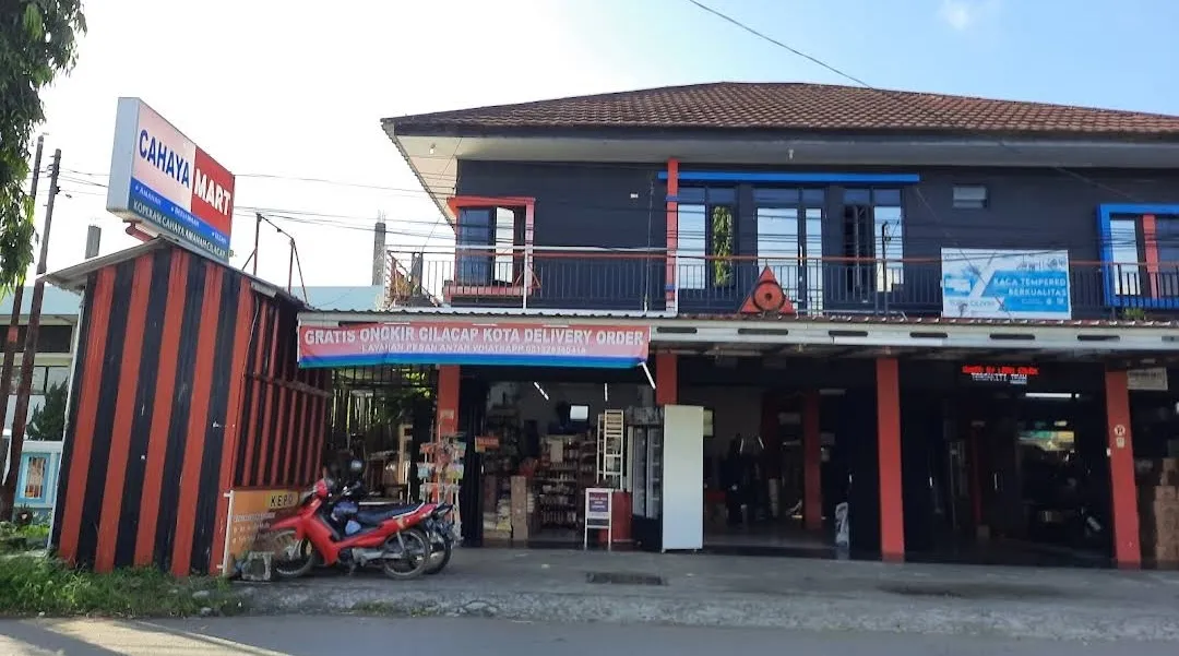 CAHAYA MART CILACAP