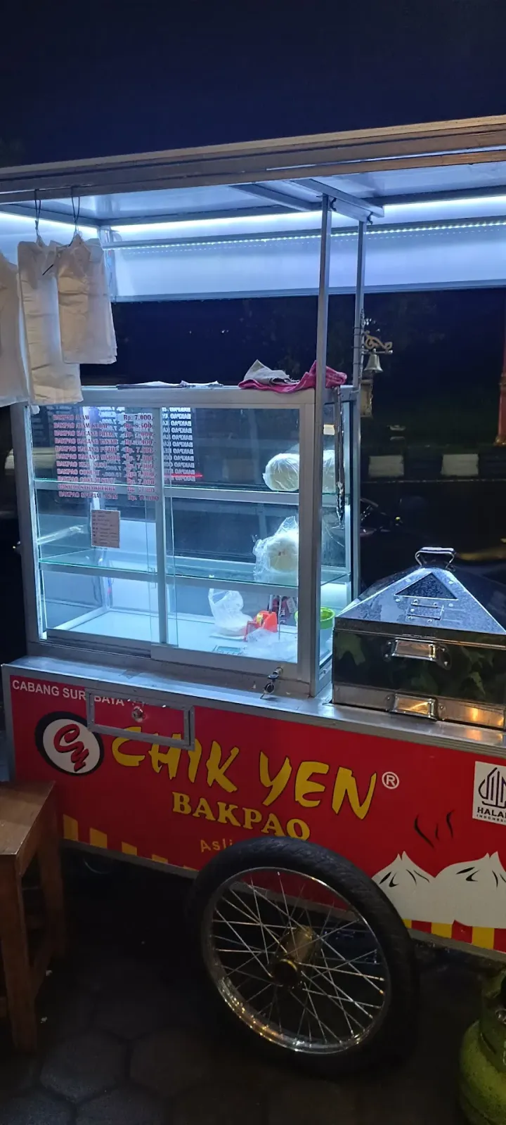 Chik Yen Bakpao