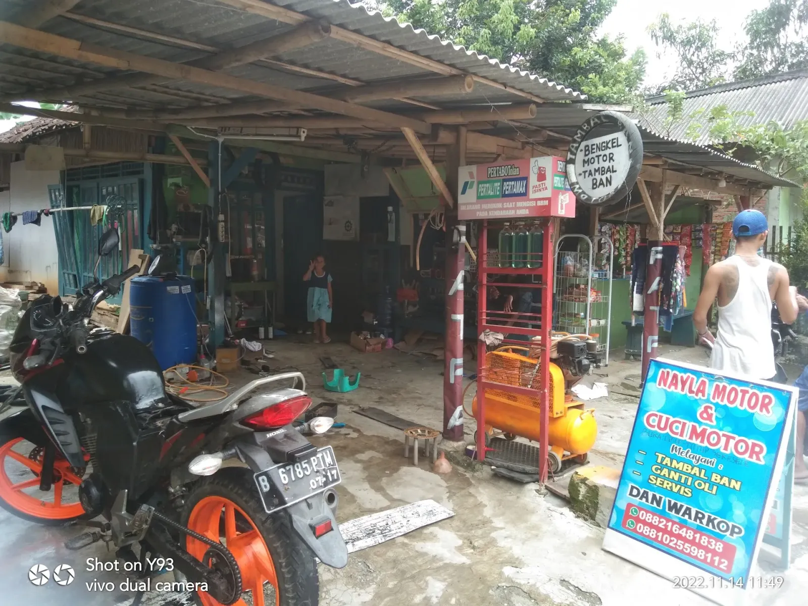 Cuci mobil dan motor laksana baru