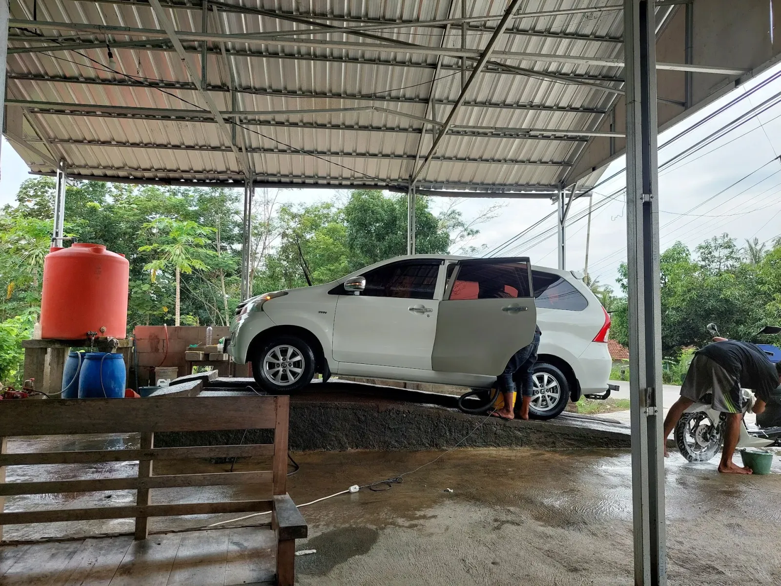 Cuci Motor Mobil Cinangsi