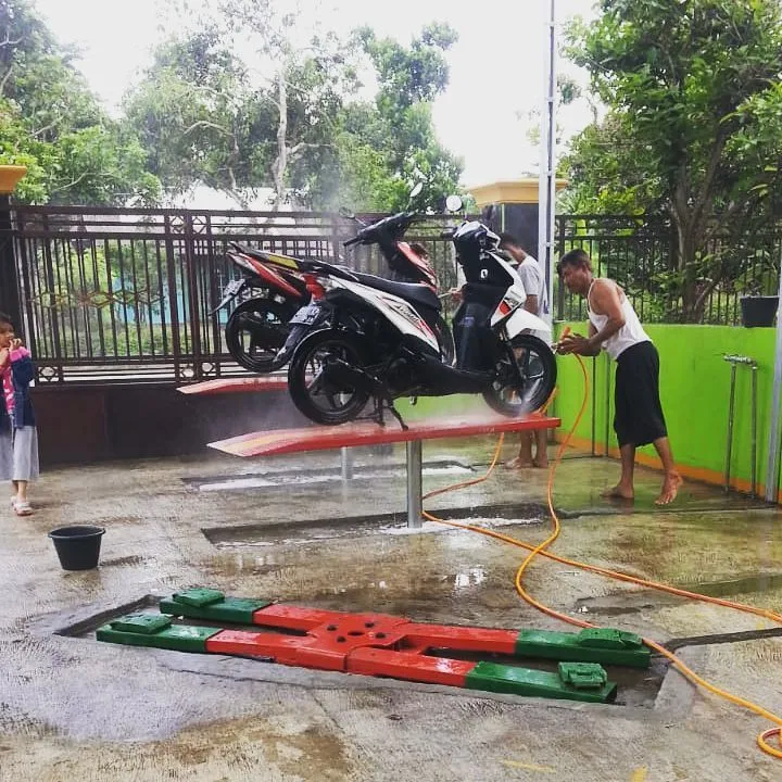 cuci motor uchi