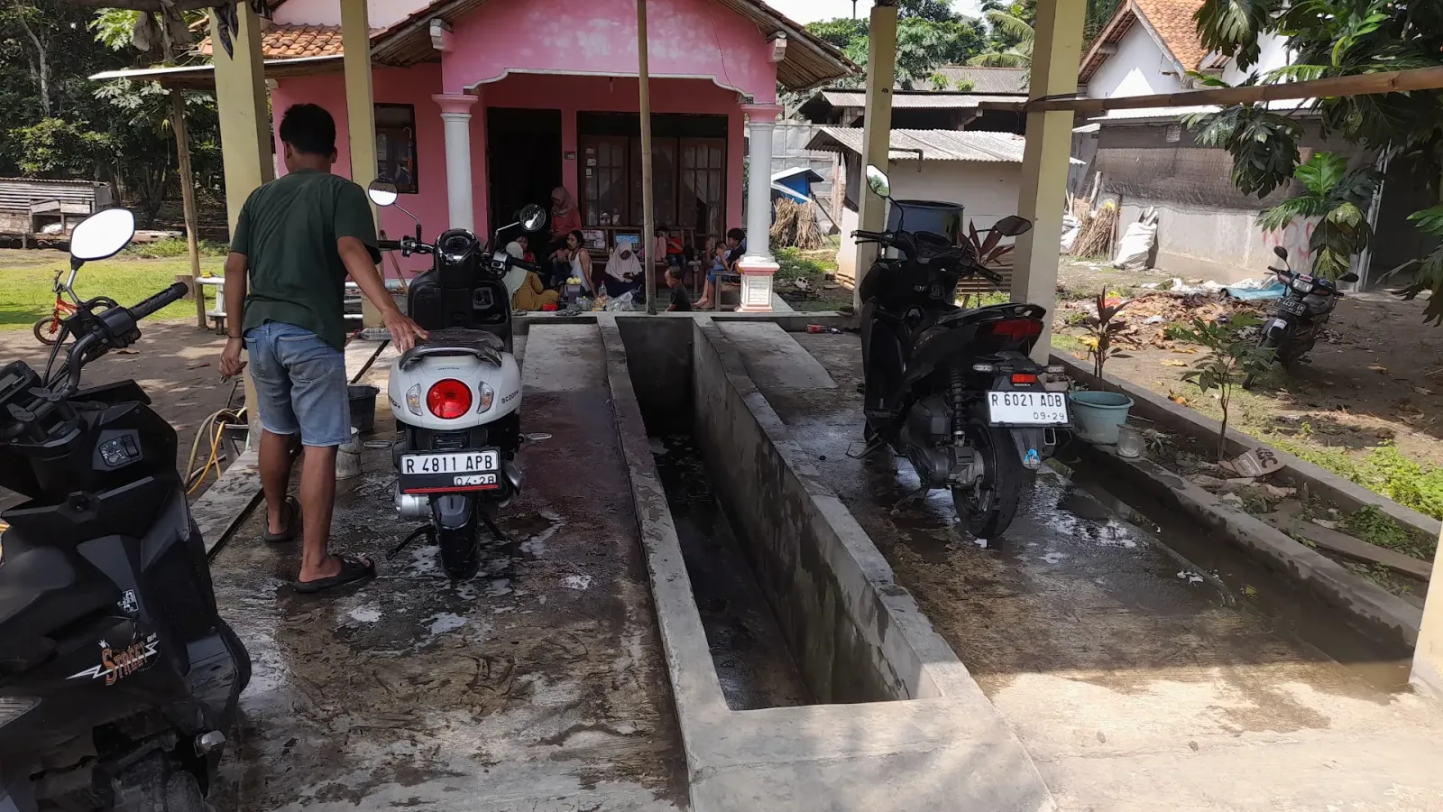 cucian mobil dan motor sugianto