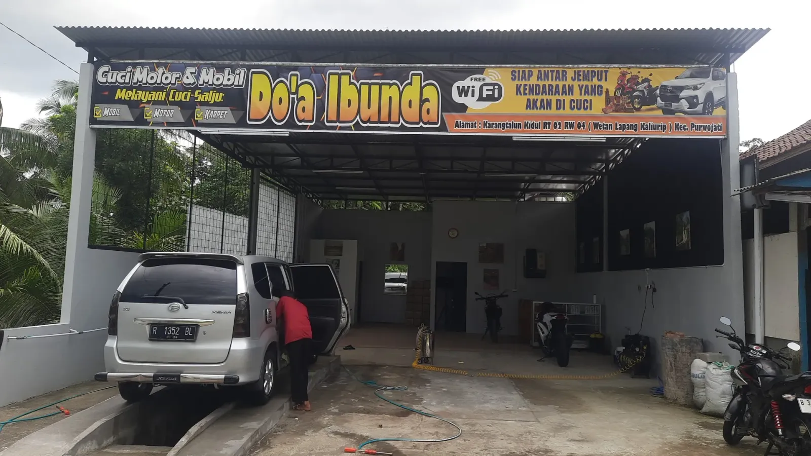 CUCIAN MOTOR DAN MOBIL IBUNDA