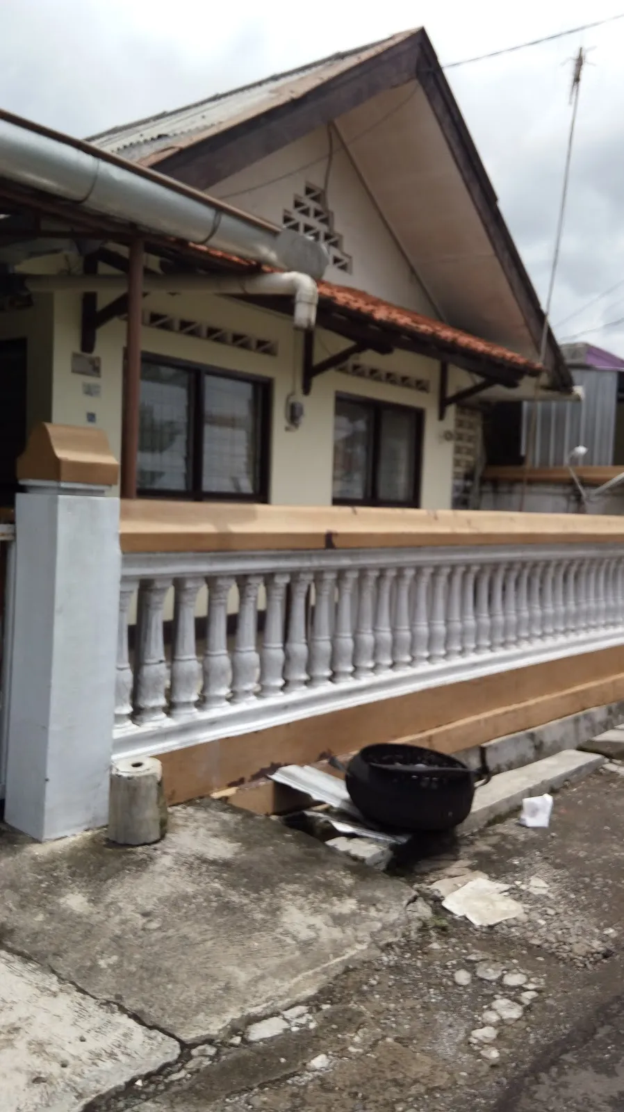 Tunas Baru Logistics