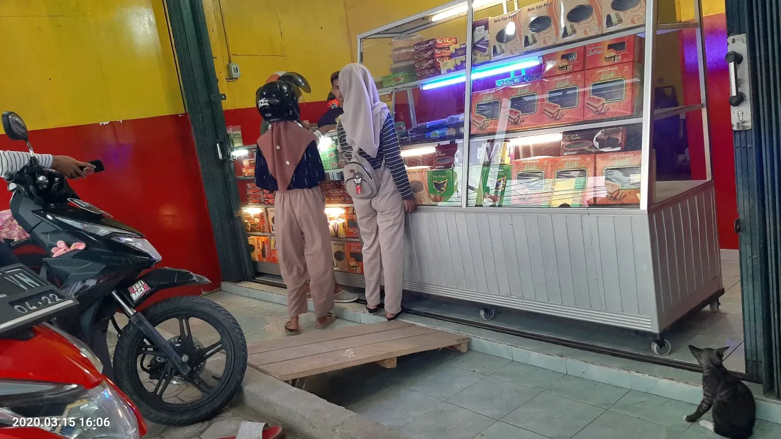Dapur kue SRI RAMA cabang ADIPALA,CILACAP,KROYA,GOMBONG,SAMPANG,NUSAWUNGU.
