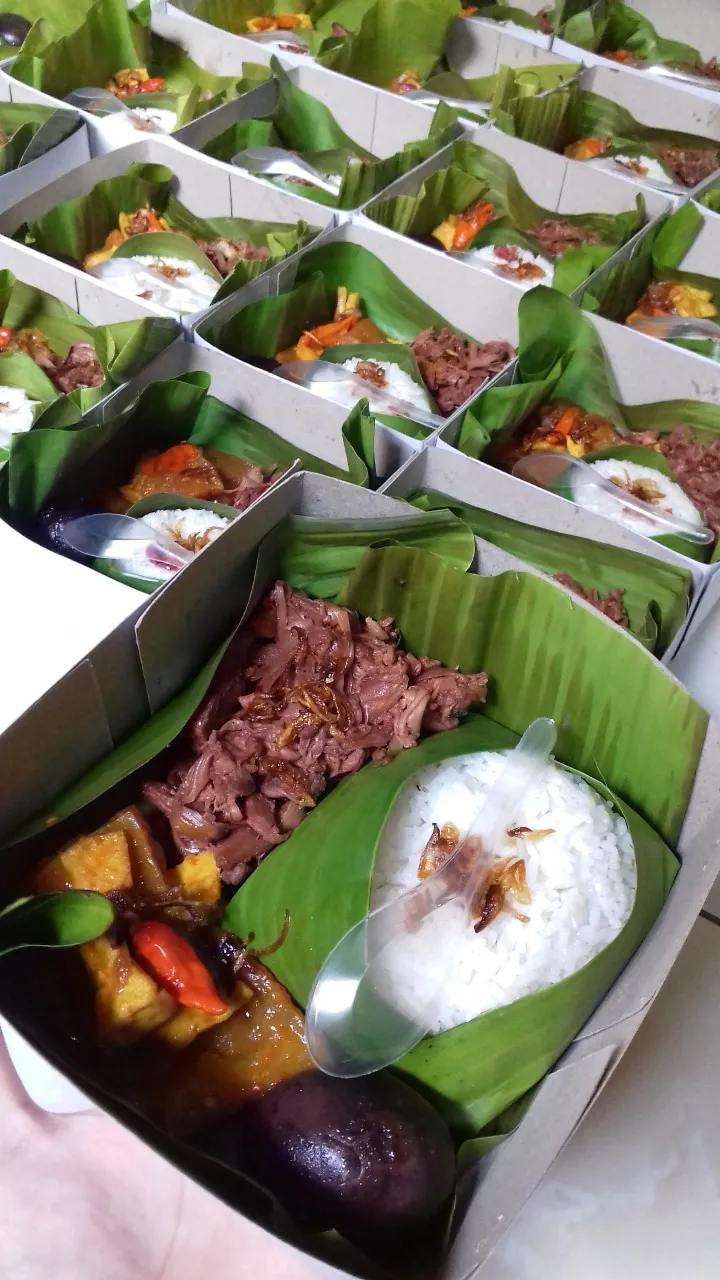 Dapur SO Kebab, Burger dan Catering
