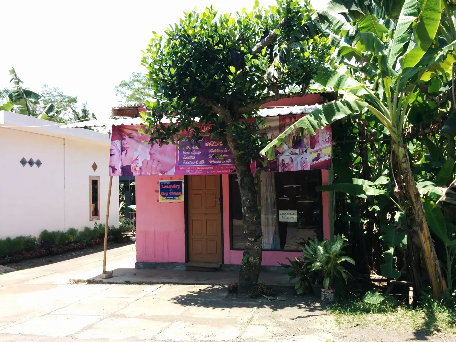 Daris Salon