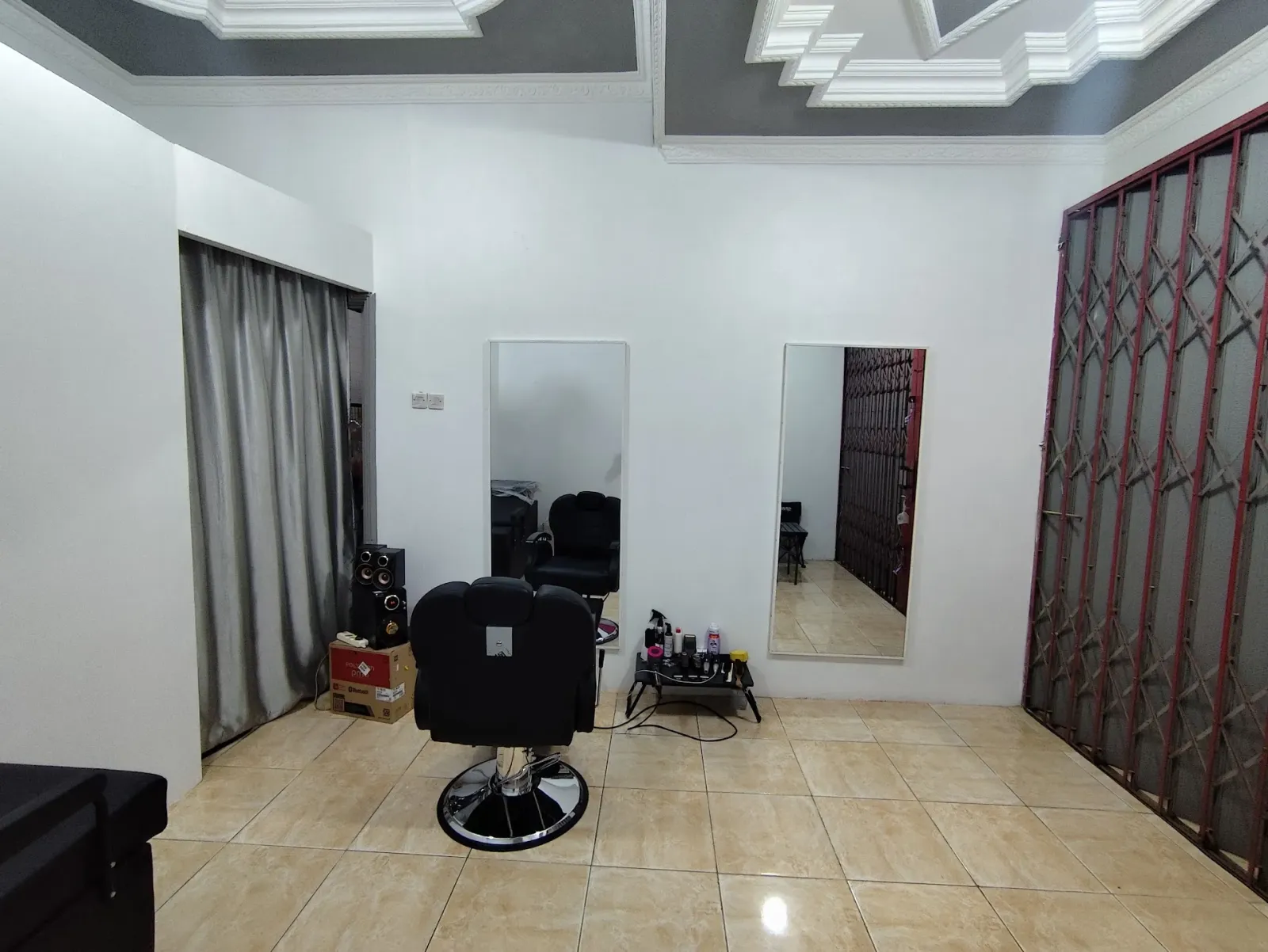 D'CUT STUDIO BARBERSHOP