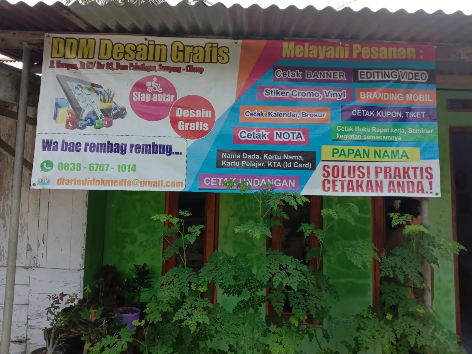 DDM DESIGN GRAFIS (Jasa Percetakan)