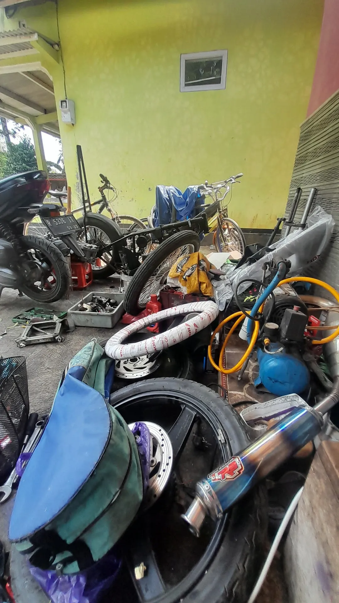 Dedy Motor