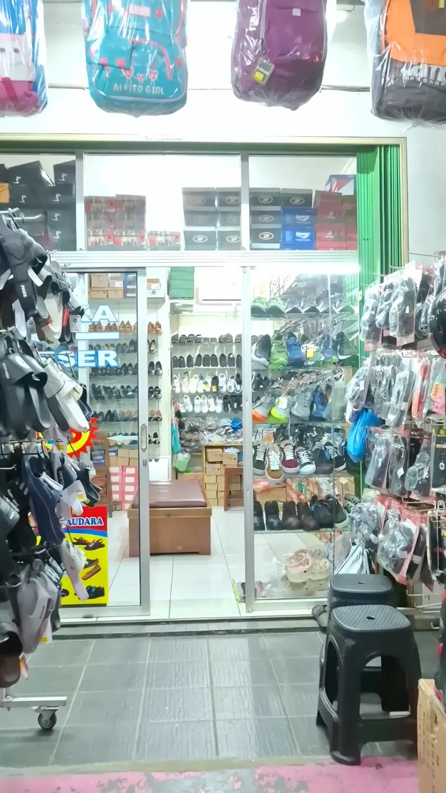 Delta. Footwear Store