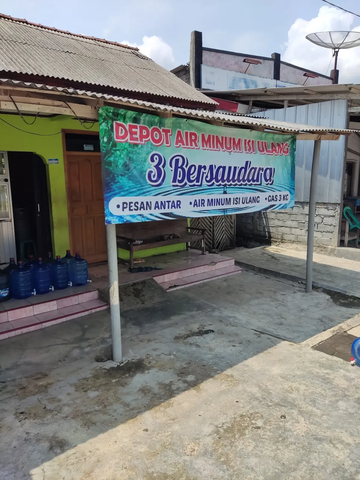 Depot Air Minum Tiga Bersaudara
