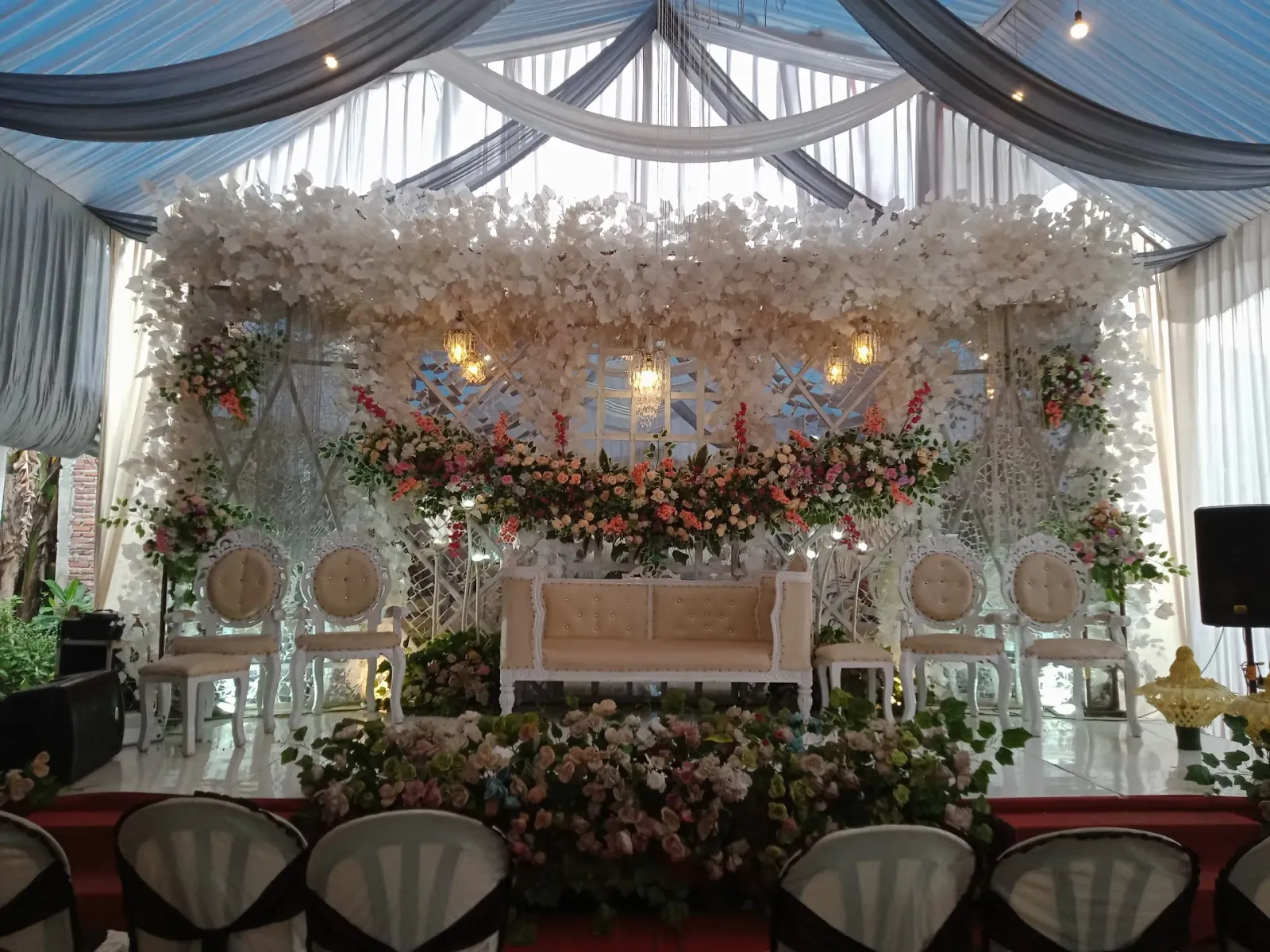 Desy Salon Dan Tata Rias Pengantin