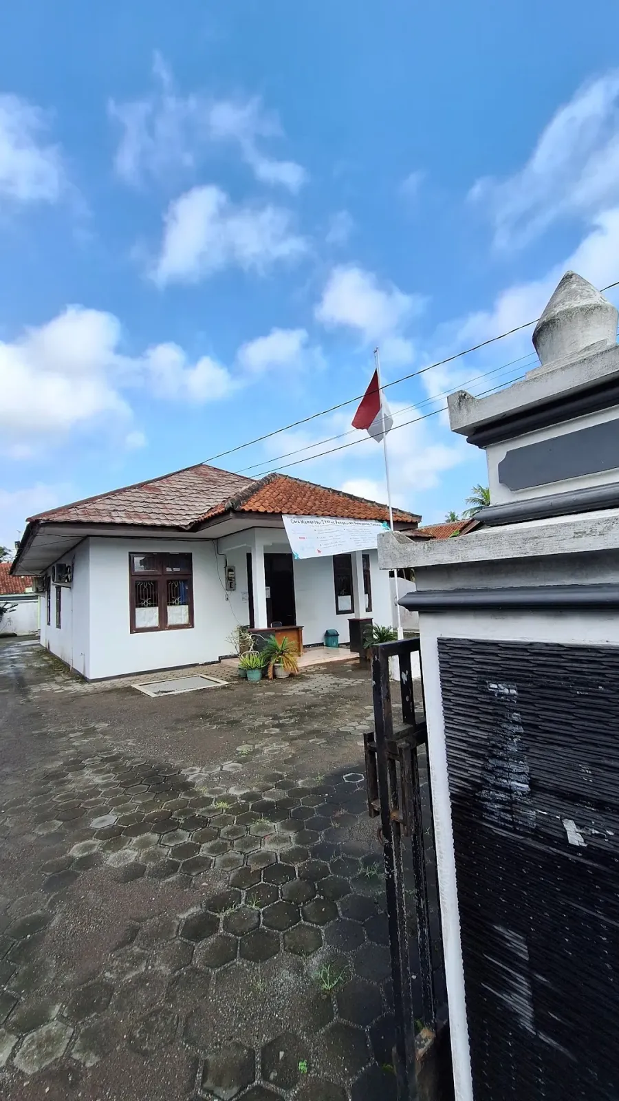 Cilacap Disdukcapil (Jeruklegi Service Office)