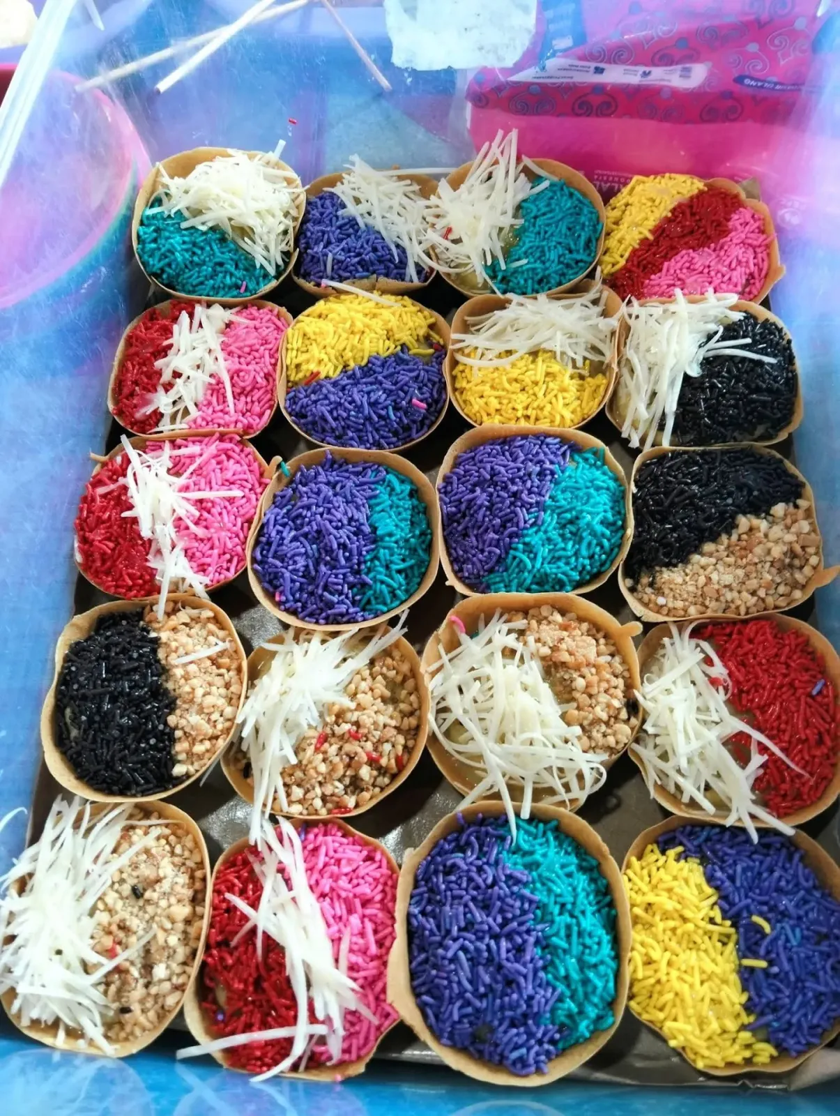 DoNAt GEMOY TRitih lor