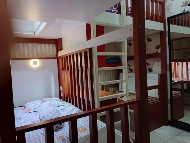 Emmir Homestay - Three-Bedroom House
