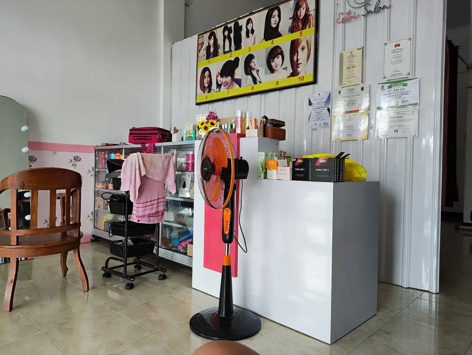 Estri Beauty Salon