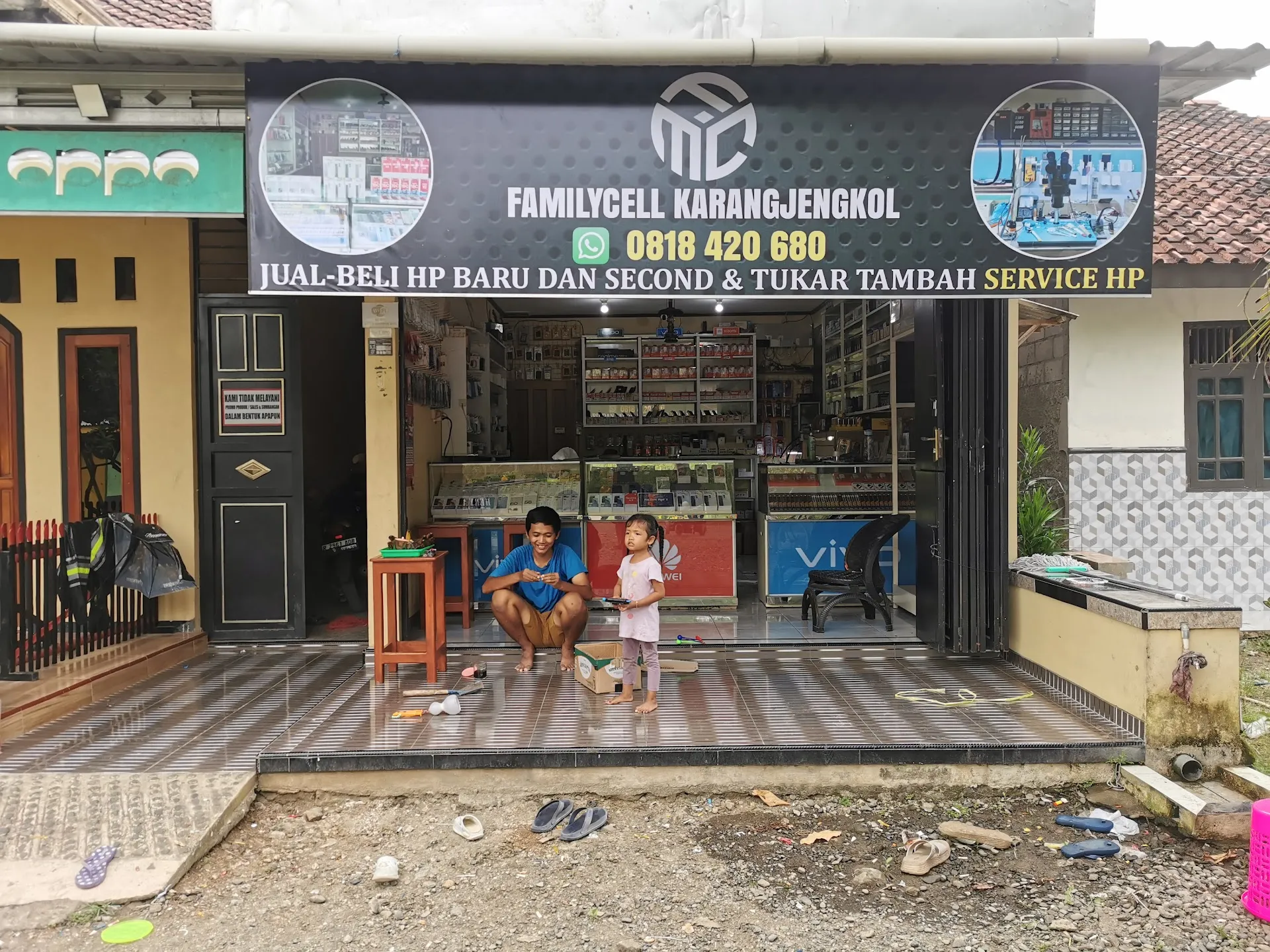 Family Cell Karangjengkol