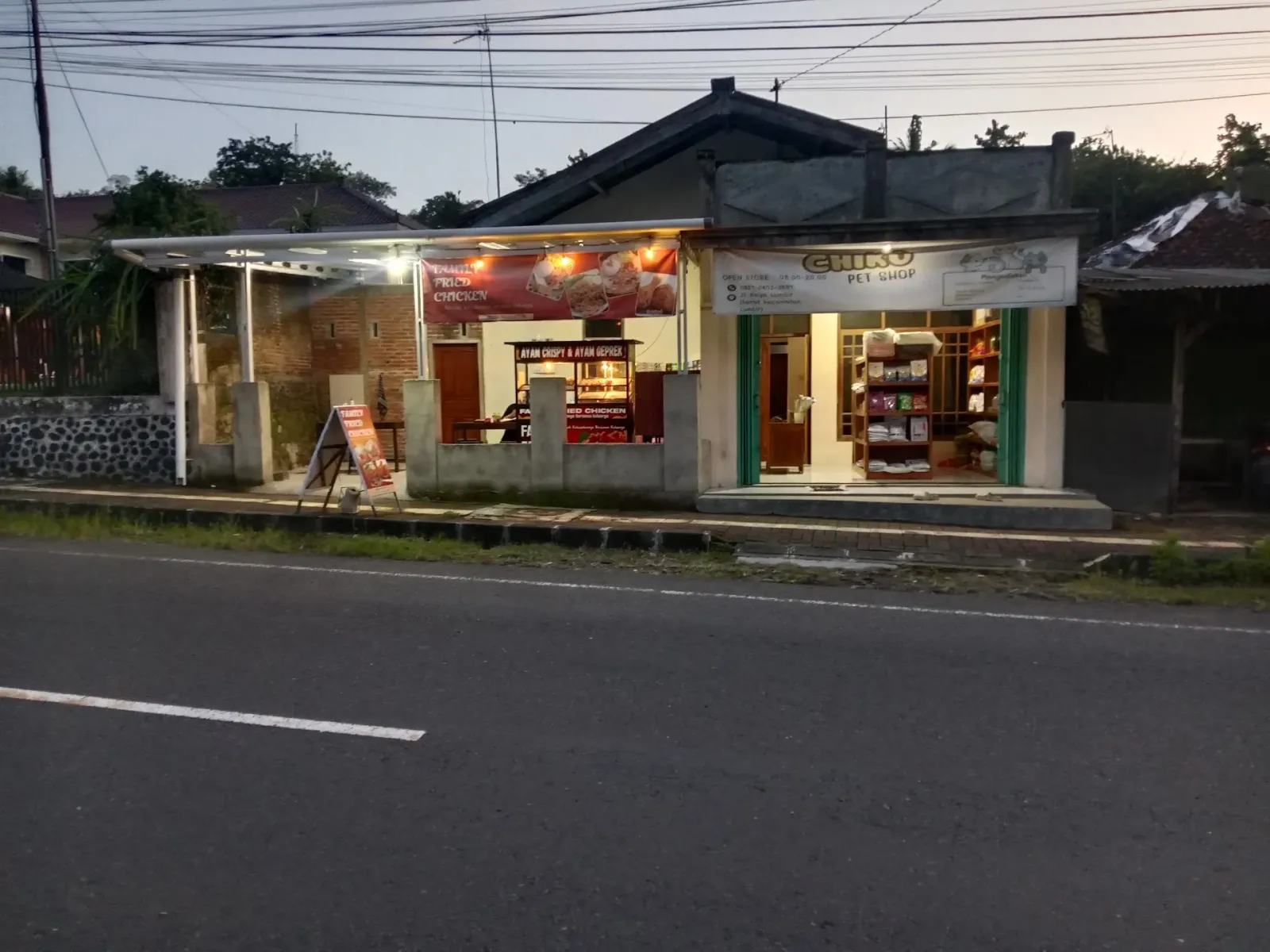 Family Fried Chicken ( Spesial Ayam Geprek)