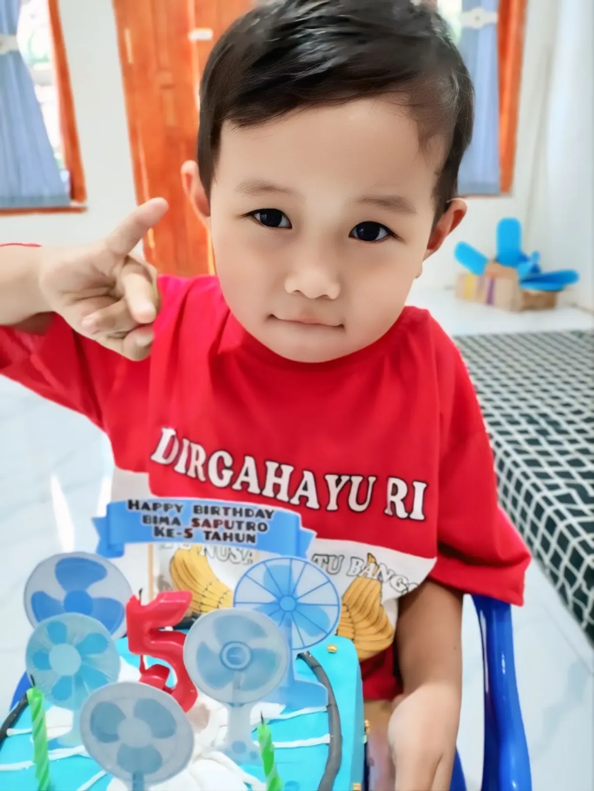 Feni Kue Legok