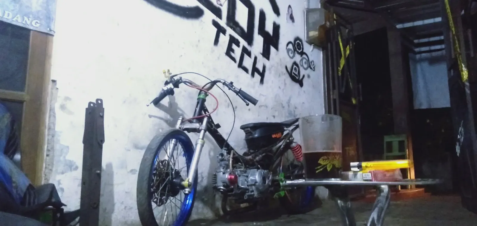 Garasi Ulloy Tech