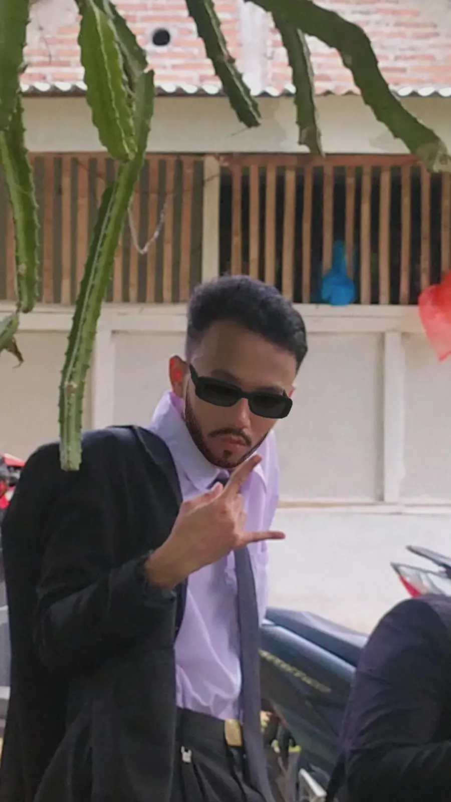 GH AXE