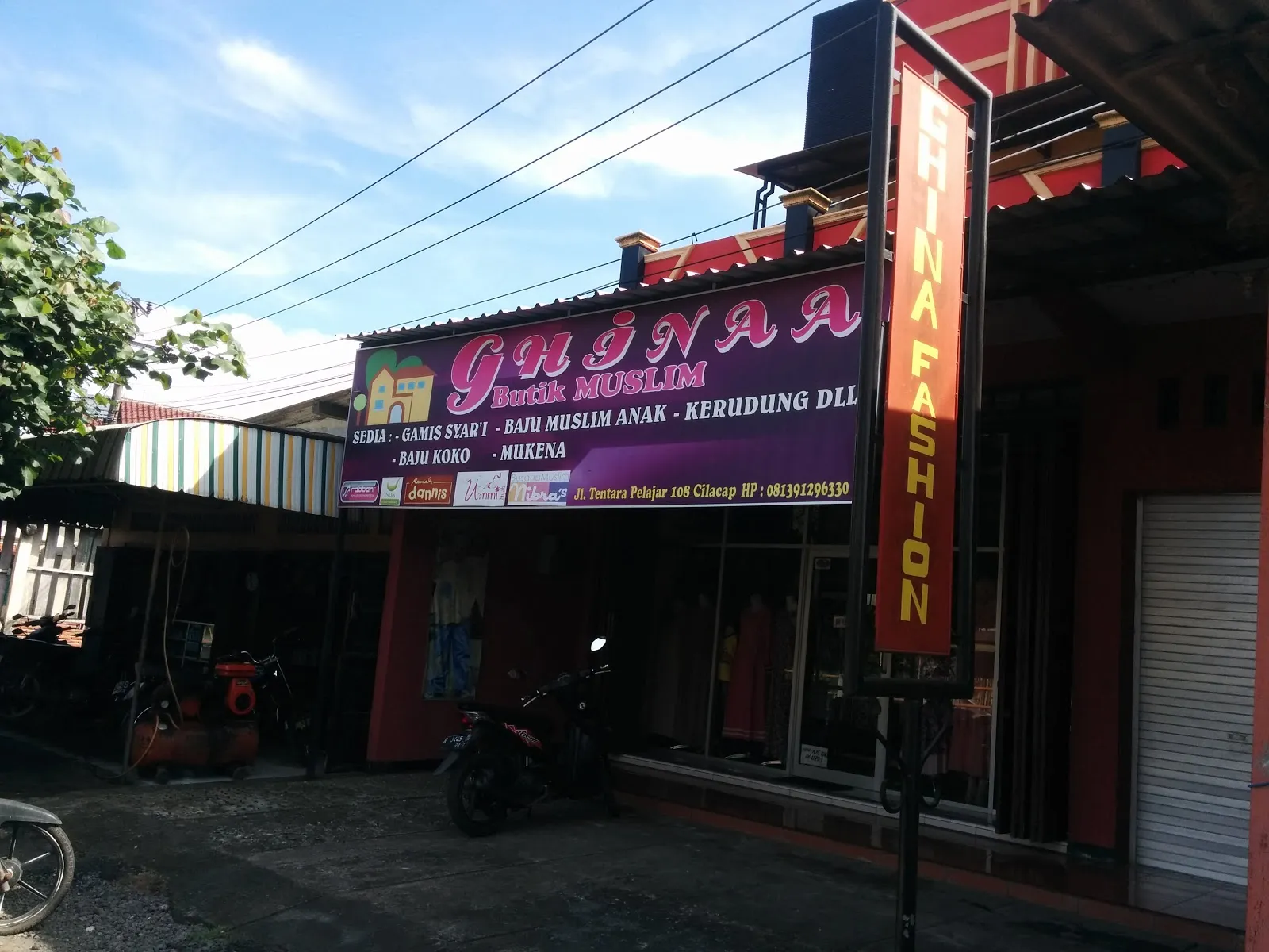 Ghinaa Butik Muslim