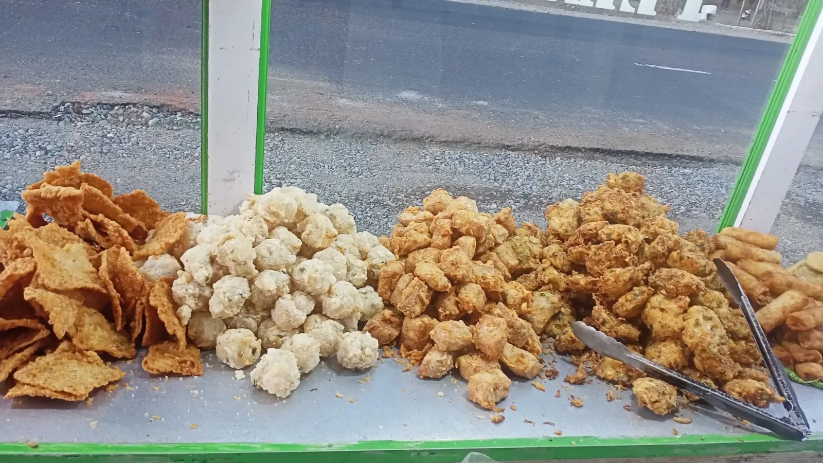 Gorengan Dampo Awang Pelangi UMKM UMP
